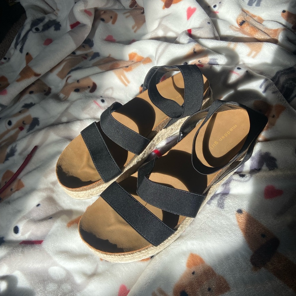 Kids or teens sandals